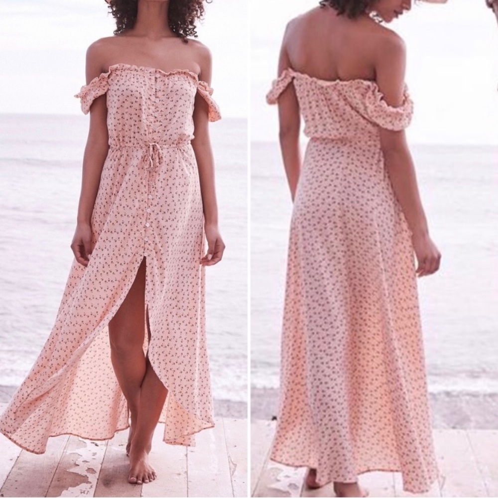 Revolve Auguste The Label Lelia off shoulder button down - size 2